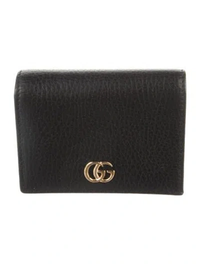 Pre-owned Gucci Double G Logo Leather Compact Wallet In Black