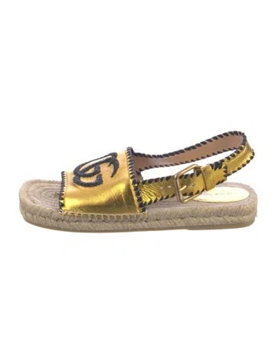 Pre-owned Gucci Double G Logo Leather Espadrilles In Gold/metallic
