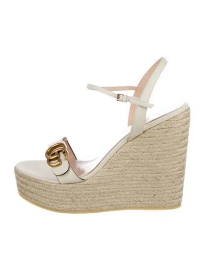 Pre-owned Gucci Double G Logo Leather Espadrilles In Neutral