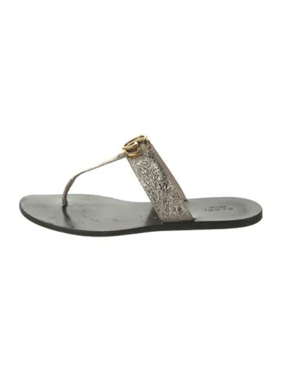 Pre-owned Gucci Double G Logo Leather Flip Flops In Gold/metallic