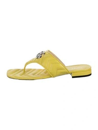 Pre-owned Gucci Double G Logo Leather Flip Flops In Yellow