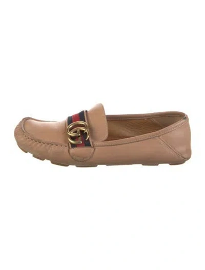 Pre-owned Gucci Double G Logo Leather Loafers In Neutral