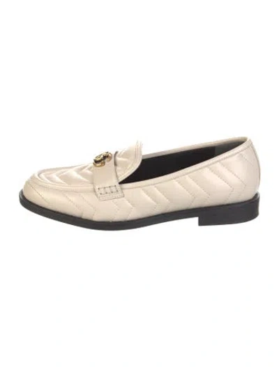 Pre-owned Gucci Double G Logo Leather Loafers In Neutrals