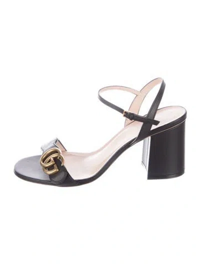 Pre-owned Gucci Double G Logo Leather Sandals In Black