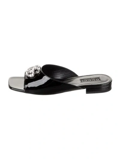 Pre-owned Gucci Double G Logo Patent Leather Slides In Black