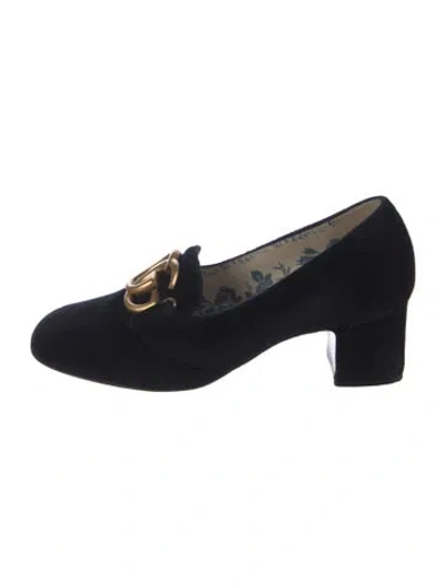 Pre-owned Gucci Double G Logo Velvet Pumps In Black