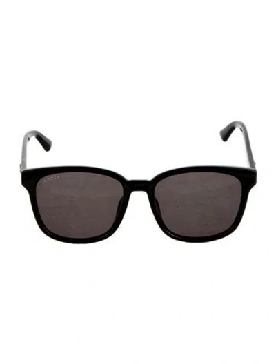 Pre-owned Gucci Double G Logo Wayfarer Sunglasses In Black