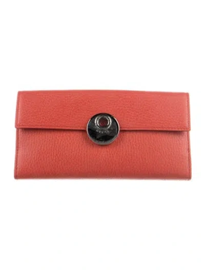 Pre-owned Gucci Eclipse Insignia Leather Continental Wallet In Red