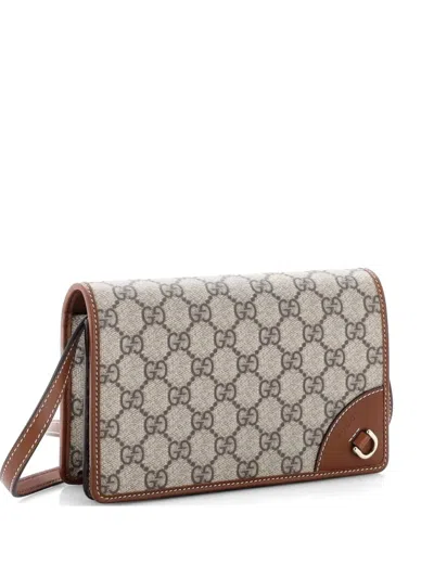 Pre-owned Gucci Emblem Wallet On Strap Gg Coated Canvas Shoulder Bag In Brown