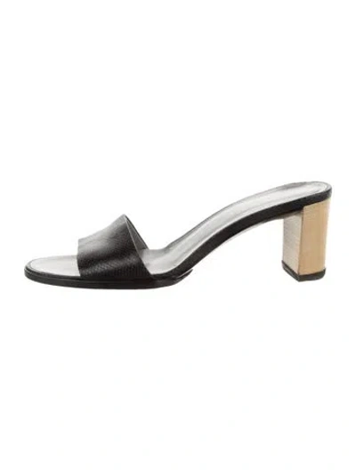 Pre-owned Gucci Embossed Leather Slides In Silver