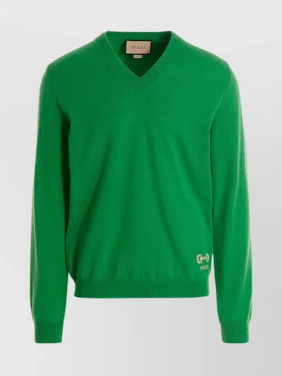 Gucci Embroidered Logo V-neck Sweater In Green