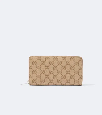 Gucci Essence Classic Gg Canvas Wallet In Sand