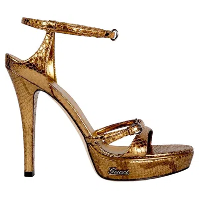 Pre-owned Gucci Exceptional Vintage  Metallic Gold Python Platform Sandals 8.5 In Brown