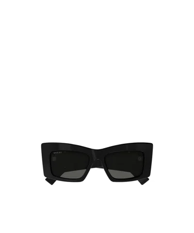 Gucci Eyewear Butterfly Frame Sunglasses In Black