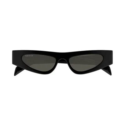Gucci Cat-eye Sunglasses In Black