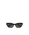 Gucci Eyewear Cat-eye Frame Sunglasses In Black