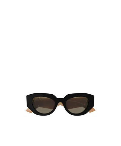 Gucci Eyewear Geometric Frame Sunglasses In Black
