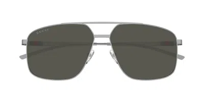 Gucci Eyewear Navigator Frame Sunglasses In Silver