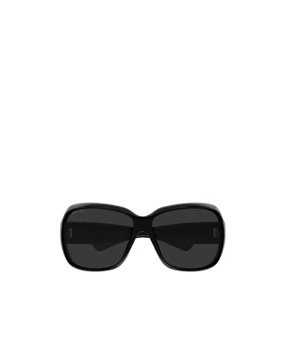 Gucci Eyewear Oversized Frame Sunglasses In Black