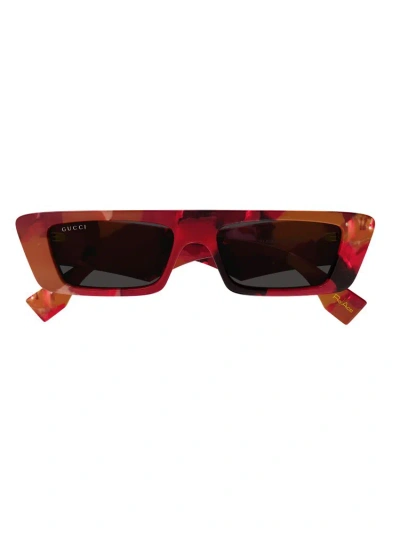 Gucci Eyewear Rectangle Frame Sunglasses In 002 Red Red Grey