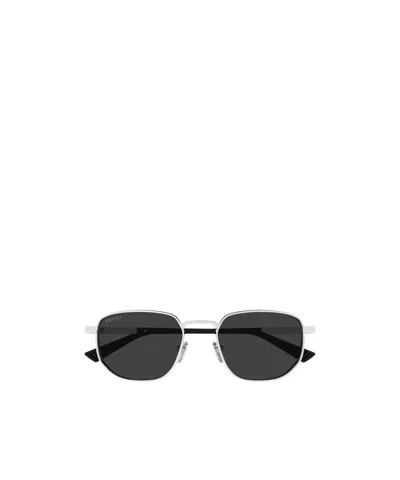 Gucci Eyewear Rectangle Frame Sunglasses In Gray
