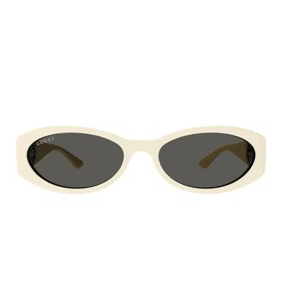 Gucci Eyewear Sunglasses In Beige