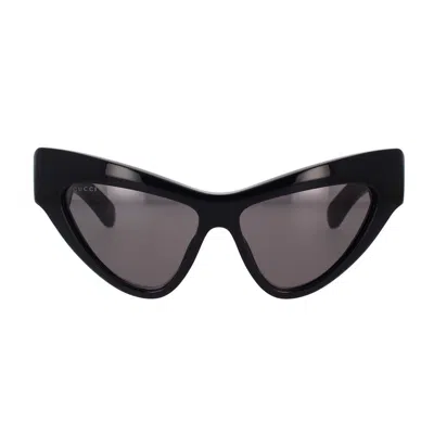 Gucci Cat-eye Sunglasses In Black