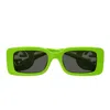 Gucci Eyewear Sunglasses In Green