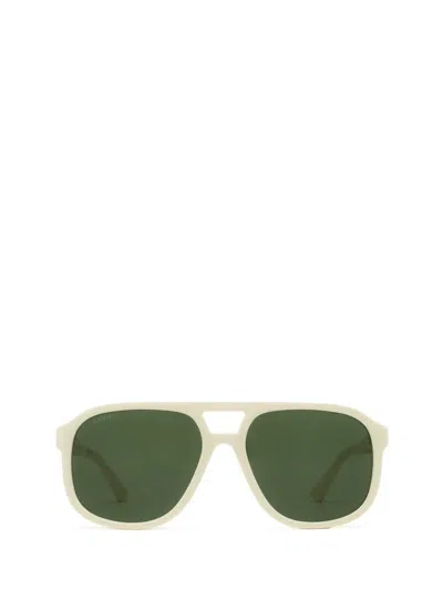 Gucci Eyewear Sunglasses In Ivory