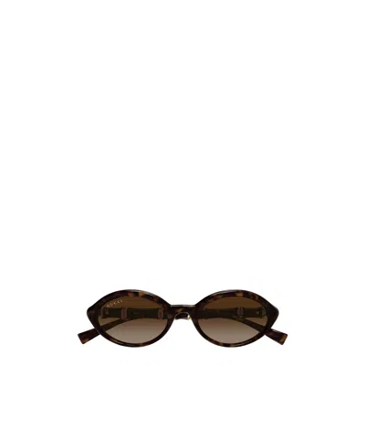 Gucci Eyewear Oval Frame Sunglasses In Black
