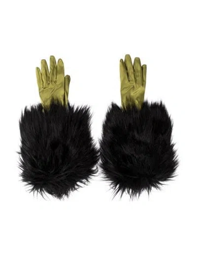 Pre-owned Gucci Faux Fur Gloves In Black/green