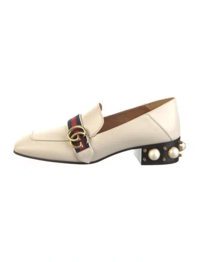 Pre-owned Gucci Faux Pearl Accents Leather Loafers In Neutral