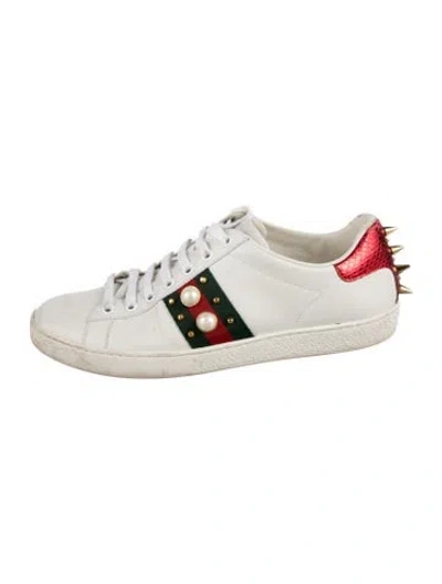 Pre-owned Gucci Faux Pearl Accents Leather Sneakers In White