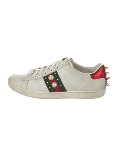 Pre-owned Gucci Faux Pearl Accents Leather Sneakers In White