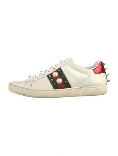 Pre-owned Gucci Faux Pearl Accents Leather Sneakers In White