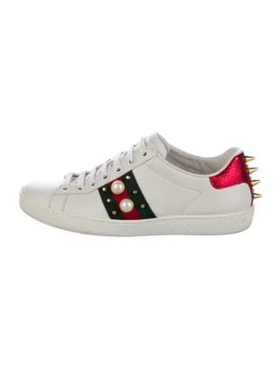 Pre-owned Gucci Faux Pearl Accents Leather Sneakers In White