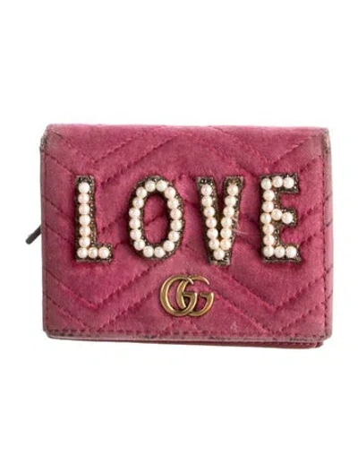Pre-owned Gucci Faux Pearl Accents Velvet Compact Wallet In Pink
