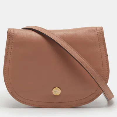 Pre-owned Gucci Flap Peach Leather Crossbody Wallet In Orange