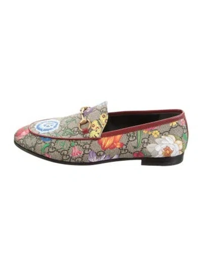 Pre-owned Gucci Flora Print Loafers In Neutral