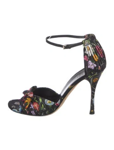 Pre-owned Gucci Flora Print Satin Sandals In Black