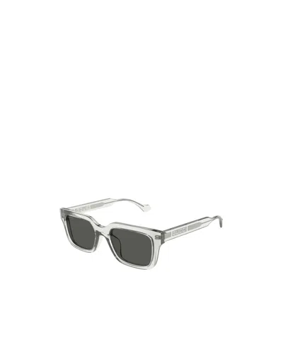 Gucci Full Frame Sunglasses In Black