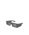 Gucci Eyewear Rectangular Frame Sunglasses In Gray