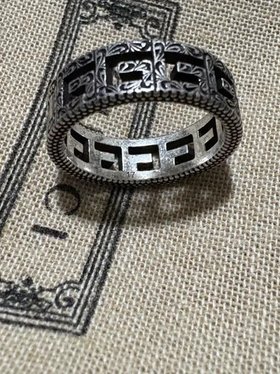 Pre-owned Gucci G Ring (us 8) In Silver