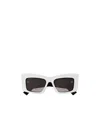 Gucci Geometric Frame Sunglasses In Black