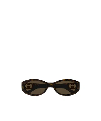 Gucci Geometric Frame Sunglasses In Black