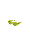 Gucci Geometric Frame Sunglasses In Green