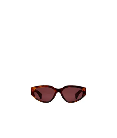 Gucci Geometric Frame Sunglasses In Red