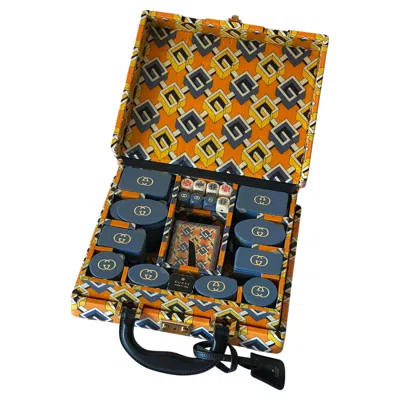 Pre-owned Gucci Geometric G Briefcase Poker Card Game Set In Black