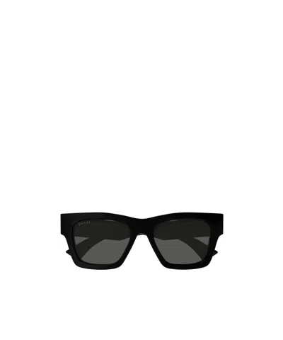 Gucci Geometric Sunglasses In Black