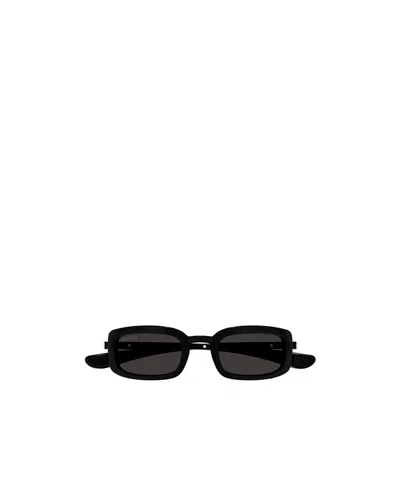 Gucci Geometric Sunglasses In Black
